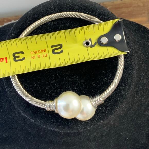 Plunder Pearl bangle bracelet - Picture 3 of 3